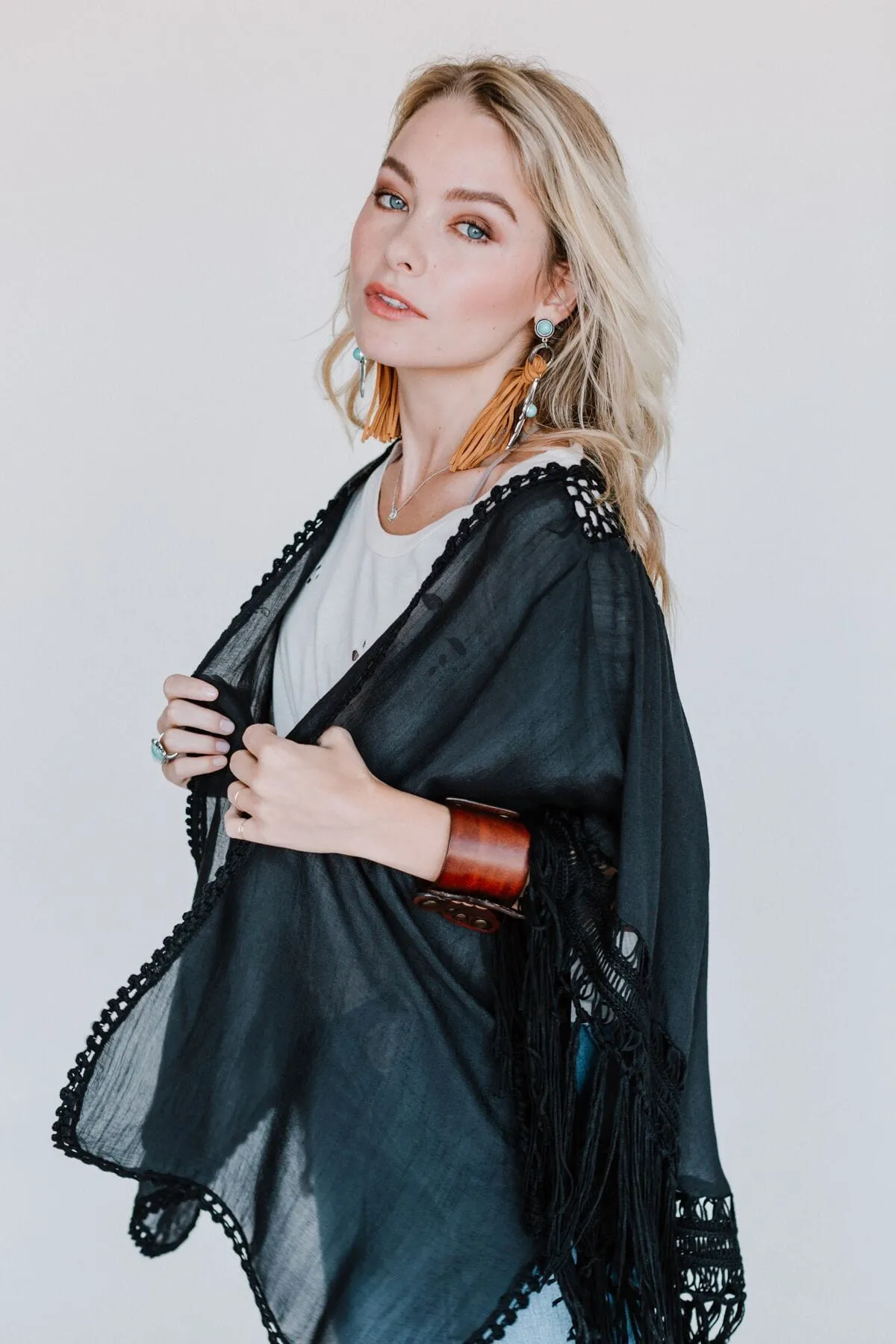 Dreamy Macramé Kimono - Black