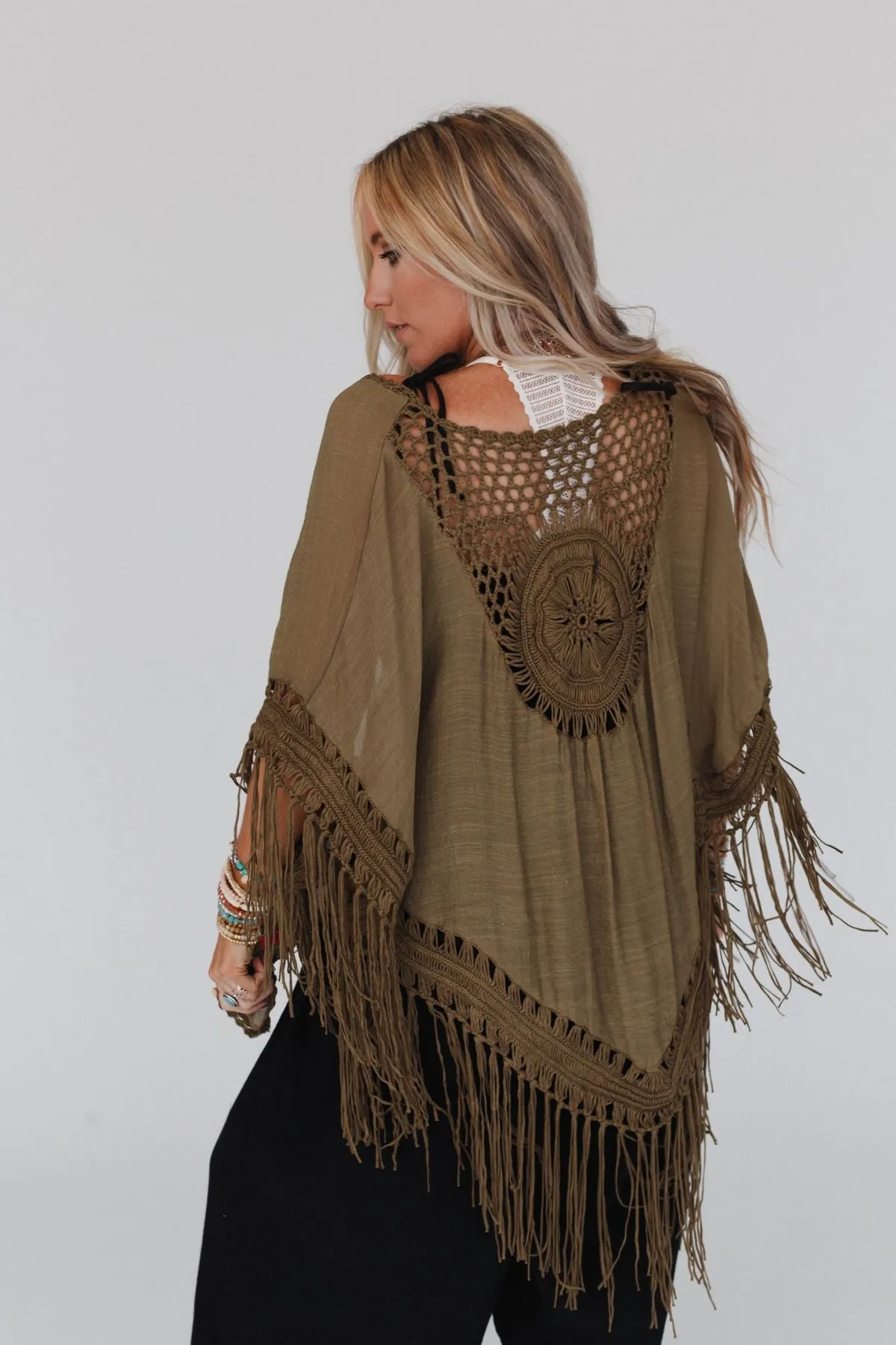 Dreamy Macramé Kimono - Olive