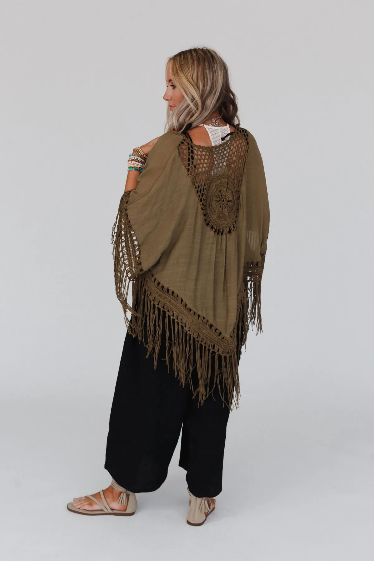 Dreamy Macramé Kimono - Olive