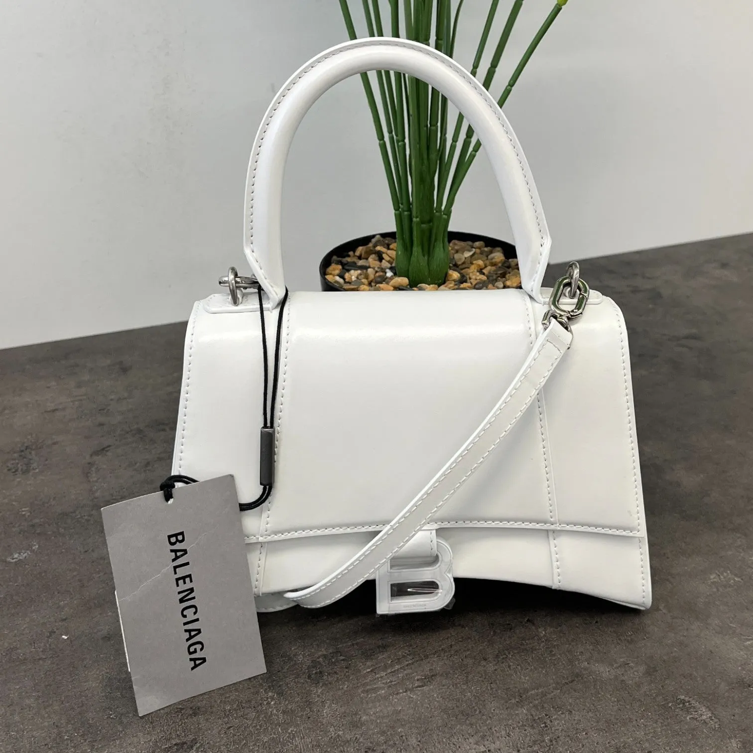 Women's Hourglass Small Handbag White